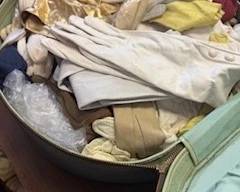 vintage gloves all fabrics sizes