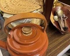 enamel teapot