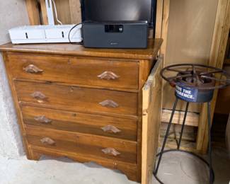 Dresser