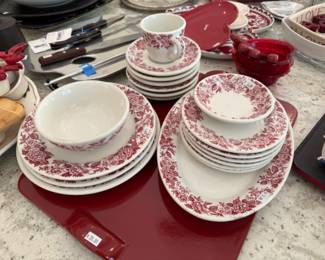 Dinnerware Set