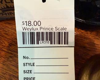Weylux Prince Scale