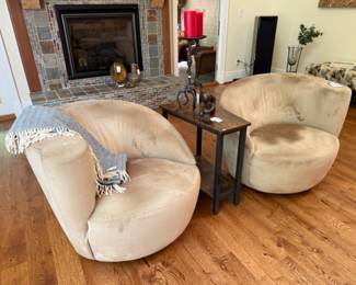 Italsofa Swivel Club Chair (A), Italsofa Swivel Club Chair (B)