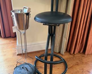 Footed Ice Bucket
