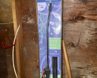 Garden BounceBack Hose with adjustable sprayer