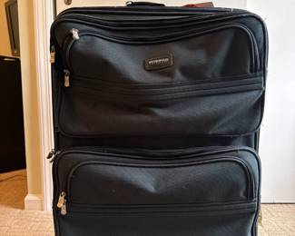 Metropolis rolling suitcase