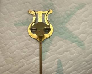 APM Bent Stem Trumpet Lyre