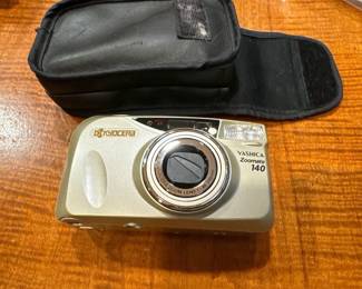 Yashica Zoomate 140 35mm camera