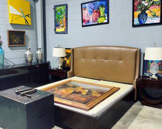 King Bed, Dressers, Home Decor & Artwork Orlando Estate Auction
