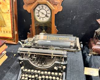 Antique Underwood Typewriter Orlando