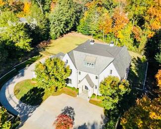 6+ Million Dollar Estate
Owner Moving Overseas
Shop the Collection of Art & Furniture Staying in the US