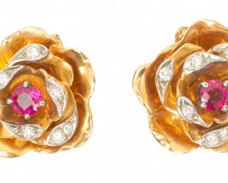 Lot 11 | 18K Yellow Gold Earrings, Ruby, Diamond, 1950, 18g, 1 PAIR