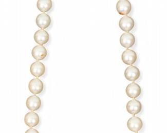Lot 12 | 7mm Pearl Necklace, Diamond Clasp L 16" 38g