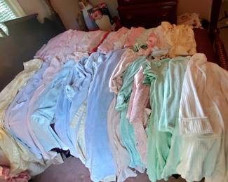Ladies dressing gowns and robes: large sizes.