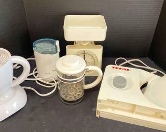 Kitchen Gadgets Juicer, Meat Slicer, French Press, Weight Scale, Coffee Grinder