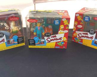 Simpson Large Figures
