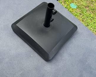 Heavy umbrella stand