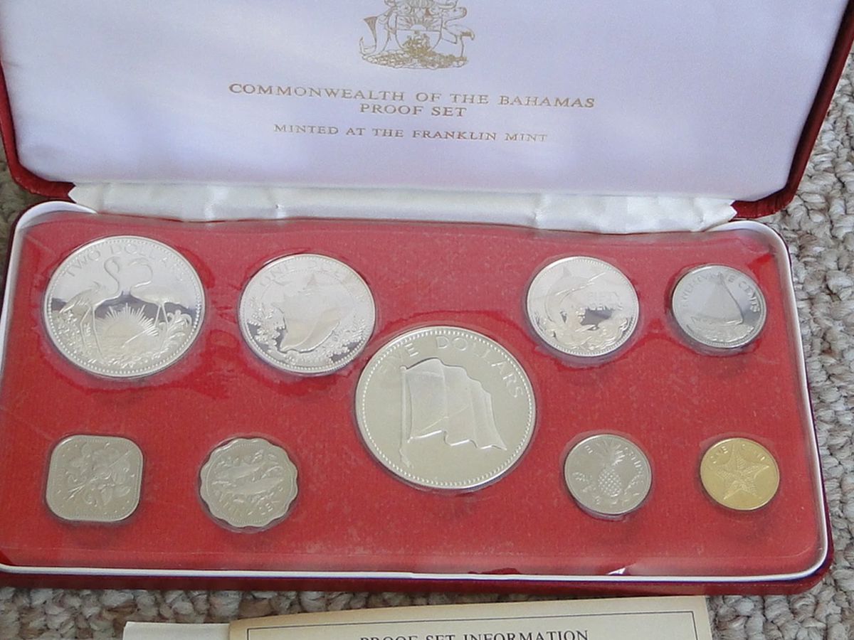 Bahamas coin set