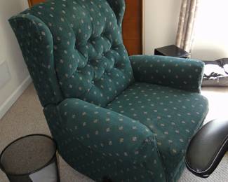 Recliner