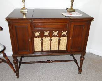 The front of the Brunswick record player