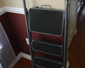 Step ladder