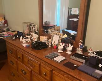 . . . gorgeous American Drew mirrored oak dresser