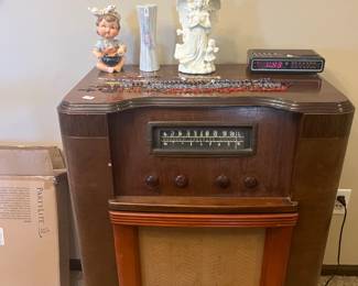 . . . retro radio
