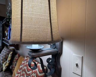 Wall sconce with plug