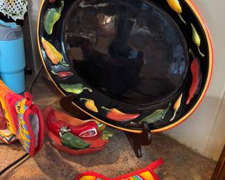 ceramic plates and hot pepper pot holders