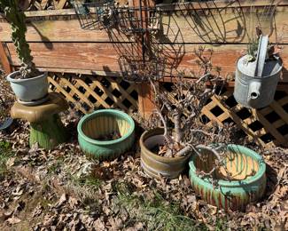 planters and wire hanging planters