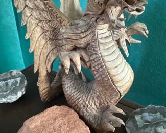 Wood Dragon, rocks & crystals