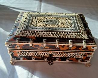 Anglo-Indian Tortoiseshell andIvory Box