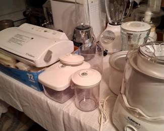 Many Kitchen Small Appliances