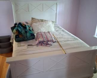Beautiful New Ashley Full Bed, Adjustable Bed