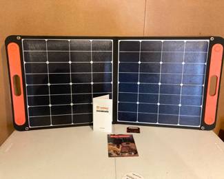 Lot 3854 Jackery SolarSaga 100 Foldable Solar Module