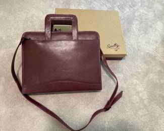 Lot 3612 Scully Leather Handled. Briefcase New in Box