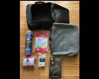 Lot 3518 Car Emergency Travel Kit