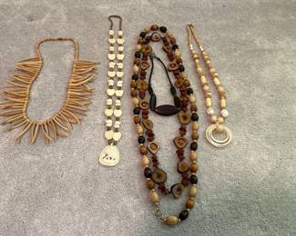 Lot 3615 Vintage Jewelry Necklaces WoodNutOther