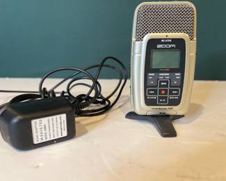 Lot 3870 Zoom H2 Handy Recorder