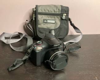 Lot 3675 Canon Power Shot SX30 IS DSLR Camera