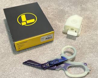 Lot 3623 Leatherman Raptor Multitool Glo Purple