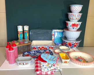 Lot 3778 The Pioneer Woman Cookware Kitchen Accessories