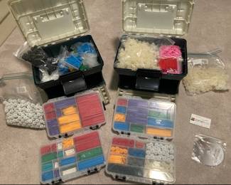 Lot 3621 2 Zometool STEAM Science Math Building Model Kits