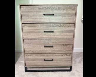 Lot 3624 Mixed Material 4 Drawer Dresser