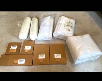 Lot 3652 Towels Euro Pillows Napkins Placemats NEW
