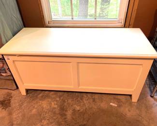 Lot 3726 Storage Bench Chest