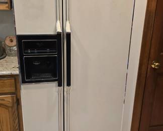 working refrigerator