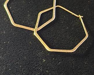 10k gold earrings