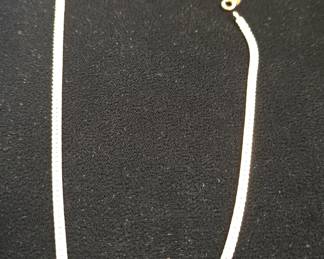 14k gold herringbone necklace