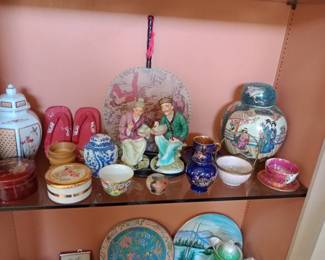 vintage ginger jars and other collectibles