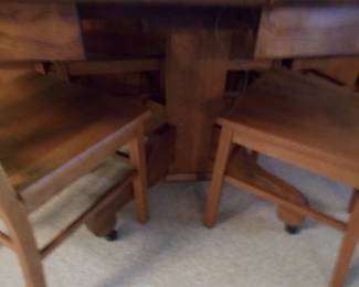 Table pedestal base